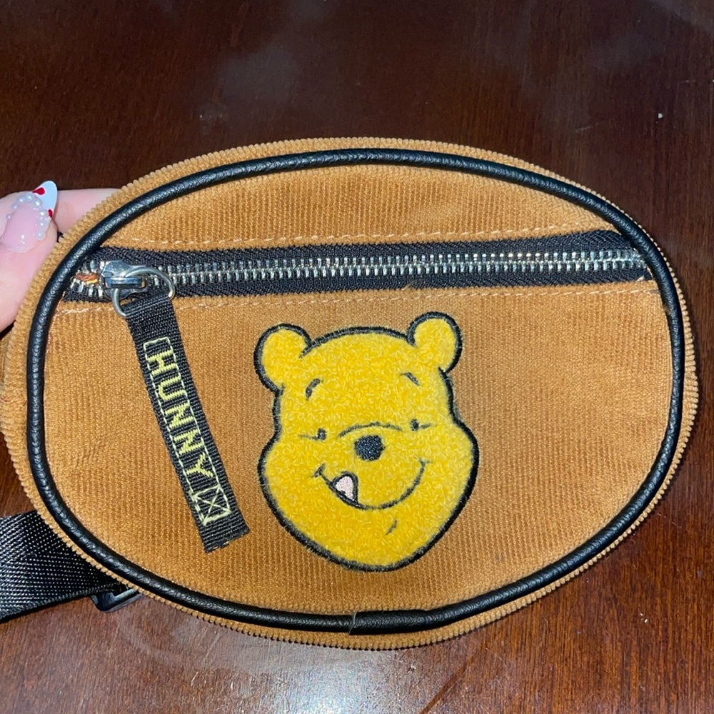 Disney loungefly Fanny pack